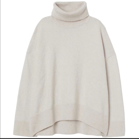H&M Sweaters - H&M Beige Turtleneck Sweater